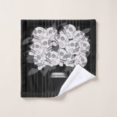 Bouquet de roses de crâne noir et blanc (Gant de toilette)
