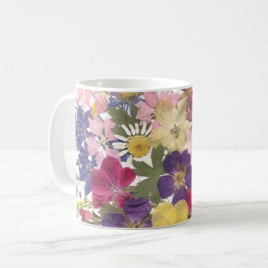 Bouquet de tasse de fleurs (Devant gauche)