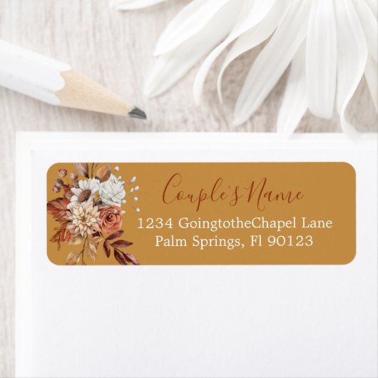 Bouquet floral automne sur Étiquette or (En situation)