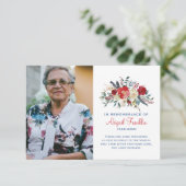 Bouquet floral rouge en souvenir de la carte commé (Debout devant)