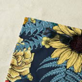 Bouquet of flowers- roses, peonies, daisien an fe strandlaken (In situ)