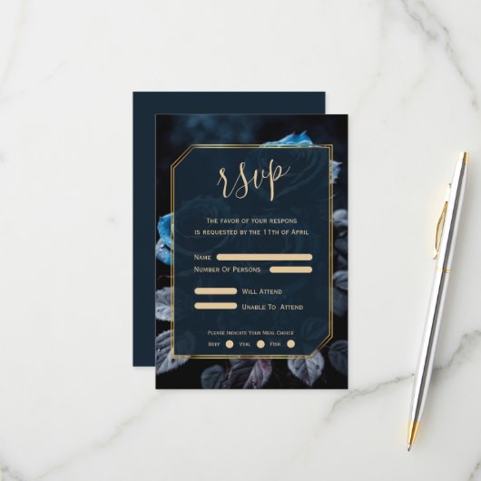 Bourgogne Blauwe Rozen Bruiloft RSVP Kaartje (Voorkant / Achterkant in situ)
