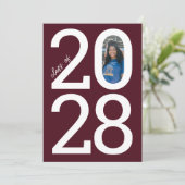 Bourgogne Modern Class Jaar van en Foto Afstuderen Aankondiging (Staand voorkant)