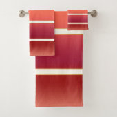 Bourgogne Roos Gold Striped Bad Handdoek (Insitu)