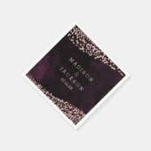 Bourgogne Wijn & Roos Goud Monogram Bruiloft Servetten (Hoek)