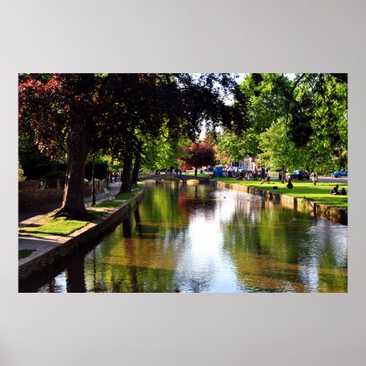 Bourton sur l'eau Cotswolds Angleterre UK Poster (Devant)