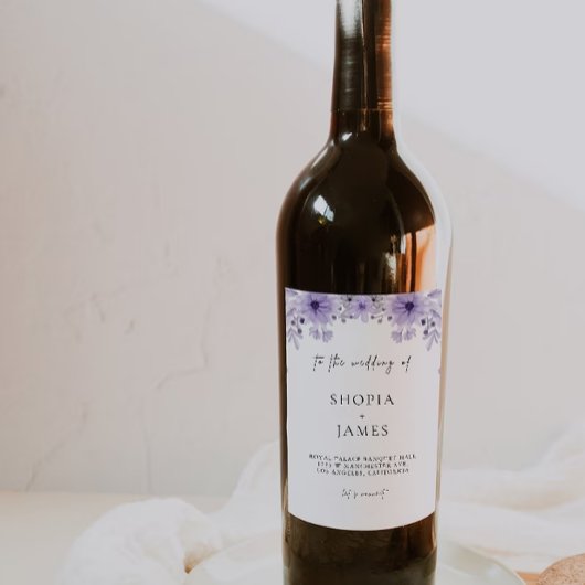 Bouteille de vin violet étiquette Modèle