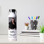 Bouteille D'eau Anniversaire noir blanc photo homme mythe légende<br><div class="desc">Personnalisez et ajoutez votre propre photo du garçon/homme d'anniversaire. Le texte : Le nom en noir avec un script de style à la main moderne. Personnalisez et ajoutez un nom,  40 ans et un texte. Texte : L'Homme,  Le Mythe,  La Légende.</div>