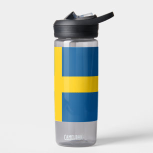 Bouteille d'eau avec drapeau de la Suède