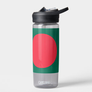 Bouteille d'eau avec drapeau du Bangladesh