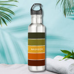 Bouteille D'eau Bloc de couleur d'automne moderne Nom personnalisé<br><div class="desc">Moderne Bloc de couleurs d'automne Nom personnalisé Bouteille d'eau en acier inoxydable présente un design coloré et moderne dans un motif en blocs de couleurs dans les tons vert, orange, jaune et marron avec votre nom personnalisé. Parfait comme cadeau pour Noël, anniversaire, vacances, école, collège, team building et plus encore....</div>