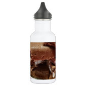 Bouteille D'eau Chocolat Cherry Marshmallow Fudge Sur Une Plaque (Gauche)