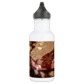 Bouteille D'eau Chocolat Cherry Marshmallow Fudge Sur Une Plaque (Droite)