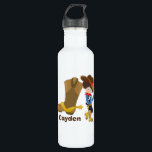 Bouteille D'eau Cowboy Kids Cute Boys Monogram Rodeo Wild West<br><div class="desc">Un joli cadeau de cow-boy customisé avec un enfant de la ferme penché contre une botte de cowboy géante qui tirait son casquette marron avec une étoile jaune. Une superbe bouteille d'eau de campagne pour enfants personnalisée avec leur nom pour une fête d'anniversaire de rodéo amusante dans l'ouest sauvage.</div>