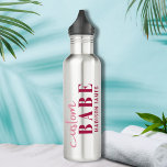 Bouteille D'eau Custom Babe Funny Saying Personalized Name<br><div class="desc">Custom Babe Funny Saying Personalized Name Water Bottle features a simple design with the text "custom babe" in modern pink calligraphy script typography and personalized with your name. Perfect for a fun gift for mom, best friends, girlfriend, for birthday, Christmas, holidays, Mother's Day and more. Designed by Evco Studio www.zazzle.com/store/evcostudio...</div>