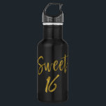 Bouteille d'eau d'anniversaire Sweet 16 Gold Foil<br><div class="desc">Sweet sixteen Gold Foil Birthday Water Bottle pour la fête d'anniversaire</div>