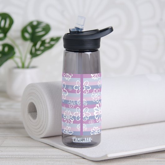 Bouteille d'eau de Camelbak Floral violet et blanc (Évier)