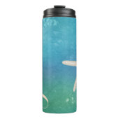 Bouteille d'eau d'étoiles de mer isolée (Devant)