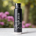 Bouteille D'eau Elegant Calligraphy Script Personalized Name<br><div class="desc">Elegant Calligraphy Script Personalized Name Water Bottle features your custom name in elegant calligraphy script. Perfect as personalized gifts for family and friends for Christmas and birthdays or as favors for weddings and events. Add a personalized touch to custom corporate gifts and more. Designed by ©2025 Evco Studio www.zazzle.com/store/evcostudio</div>