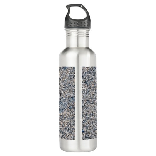 BOUTEILLE D'EAU EMPREINTE DANS LE SABLE (Dos)