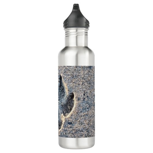 BOUTEILLE D'EAU EMPREINTE DANS LE SABLE (Droite)