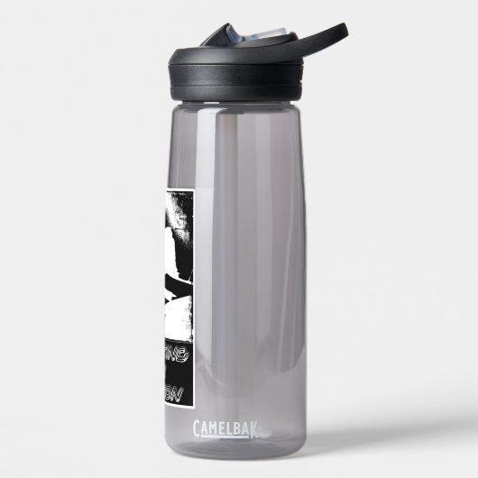 Bouteille D'eau Existant En Fiction (Gauche)