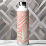Bouteille D'eau Fille rose rousse Élégant moderne géométrique Stim<br><div class="desc">Détendez votre soif dans le style grâce à notre bouteille d'eau motif géométrique rose et blanc propre et simple. Ce design élégant et élégant n'est pas seulement une question d'hydratation, c'est un énoncé de mode. Restez rafraîchis pendant votre déplacement avec cette bouteille chic et durable, ajoutant une touche de sophistication...</div>