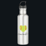 Bouteille D'eau Filles de softball Femme Personnalisée<br><div class="desc">Bouteille d'eau en acier inoxydable personnalisée avec un simple joli coeur en forme de softball graphique et nom ou texte personnalisé dans une feminine girly et moderne joli script police monogramme en jaune, rouge, noir et blanc brillant. N'importe quel joueur de softball pour enfants, filles ou femmes apprécierait le look...</div>