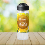Bouteille D'eau Fleur où vous êtes planté Tournesol Jaune<br><div class="desc">Restez trempés partout où vous allez avec cette bouteille d'eau en plastique claire qui présente l'image d'une floraison de tournesol jaune vif avec une citation inspirante qui dit, "Fleur où vous êtes plantés" en lettres blanches et stylisées. Sélectionnez la taille et la couleur de votre bouteille d'eau. REMARQUE : Conception...</div>