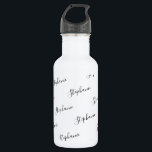 Bouteille D'eau Graffiti Eau de script de nom personnalisé<br><div class="desc">Élégant nom de grafitti de script, bouteille d'eau, parfaite pour faire de la remise en forme, une séance de gym, de course, de jogging, d'entraînement, tout sport, pique-nique au parc ou à la plage et au travail. Le type de police, la taille et la couleur peuvent être modifiés en cliquant...</div>