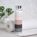 Bouteille D'eau Grilles modernes personnalisées<br><div class="desc">Personnalisez ce design avec votre nom ou vos initiales.</div>