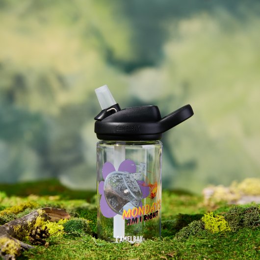 Bouteille D'eau Le Lundi, N'Est-Ce Pas ? (Extérieur)