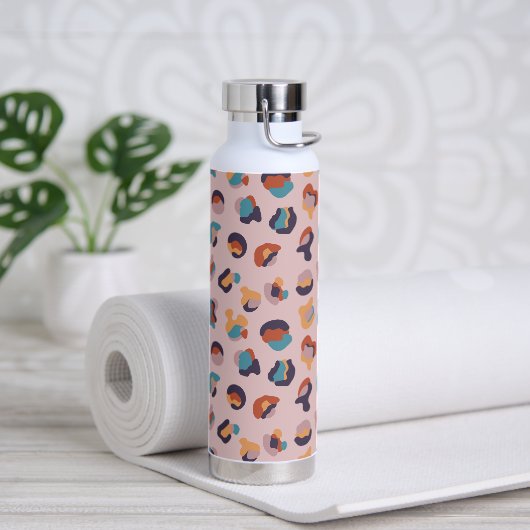 Bouteille D'eau Leopard animal rose moderne (Yoga)