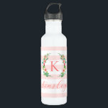 Bouteille D'eau Monogramme floral paradis et rayures<br><div class="desc">Ce design branché et amusant est orné d'un arrière - plan rayé rose et blanc avec une couronne fleurie colorée. Personnalisez le design avec votre nom et monogramme ou autre texte. Utilisez les outils de conception pour choisir une couleur arrière - plan, modifier les polices de texte et les couleurs...</div>