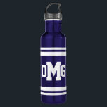 Bouteille d'eau monogramme gras<br><div class="desc">Bon anniversaire/occasion spéciale/cadeau de vacances. "Tu n'as pas besoin de me donner ça, Père, " dit le fils avec un sourire. L'homme était silencieux. "Je voulais aussi vous demander, " a poursuivi 3 initiales monogramme, "si je suis tué et si j'ai un fils, ne le laissez pas vous enlever -...</div>