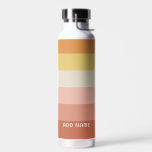 Bouteille D'eau Motif de bande rétro Coral rose vintage vibe<br><div class="desc">Ajoutez votre nom à ce design minimaliste mod avec des rayures audacieuses. Un design rétro avec une police d'inspiration les années 70 et un motif minimal. Toutes les couleurs peuvent être modifiées. Créez le vôtre et changez les couleurs en votre combinaison préférée.</div>