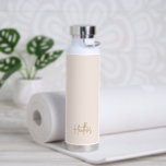 Bouteille D'eau Nom simple et élégant Moderne Or Blush Rose<br><div class="desc">Bouteille d'eau rose vif et or moderne et simple,  au design minimaliste avec votre dans un script élégant. Un design chic qui conviendra à merveille à une petite fille.</div>