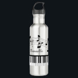 Bouteille D'eau Notes de musique de piano Couleurs personnalisées<br><div class="desc">Bouteille d'eau moderne et design avec clavier et notes musicales de piano et un nom, monogramme ou votre texte personnalisé dans votre choix de styles et de couleurs de police (en noir et blanc). Créez votre propre look personnalisé qui correspond à votre style. Idéal pour pianistes, professeurs et instructeurs de...</div>