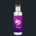 Bouteille D'eau Parties scintillant rose violet personnalisé visag<br><div class="desc">Un mignon visage de licorne en faux parties scintillant rose et violet décore cette bouteille d'eau. Amusant pour une fille. Fait un grand cadeau d'anniversaire. Personnalisez-le avec son nom. Conçu pour vous par Blackberry Boulevard.</div>