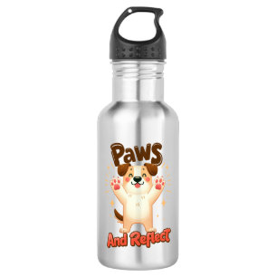 Bouteille D'eau Pâtes Et Refléter Le Chien Mignonne