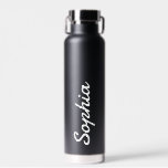 Bouteille D'eau Personnalisé Ajouter Votre Nom Noir Isolé<br><div class="desc">Ajoutez votre nom à cette bouteille d'eau pour une faveur de mariage personnalisée,  un cadeau de fête de mariée ou juste pour un usage quotidien !</div>
