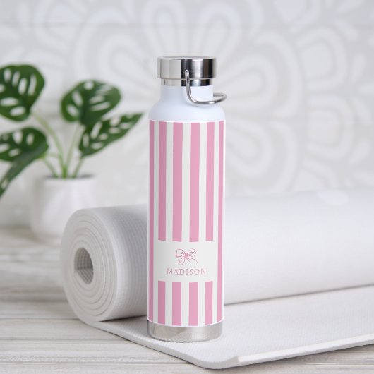 Bouteille D'eau Preppy Pink Stripes & Bow Nom personnalisé (Yoga)