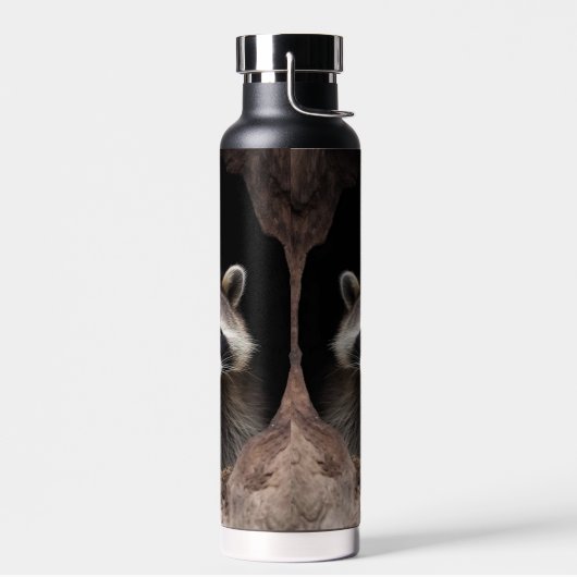 Bouteille D'eau Racon dans la grotte des arbres (Gauche)