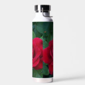 Bouteille D'eau Rose rouge de près (Gauche)