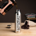 Bouteille D'eau Script de nom du principal personnalisé<br><div class="desc">Nom du directeur personnalisé Script Bouteille d'eau pour les directeurs. Choisissez la couleur de l'extra,  changez les noms et les titres. Ayez un cadeau personnalisé unique pour un directeur. Un Don Principal De Bouteille D'Eau. Cadeaux Principaux Personnalisés.</div>