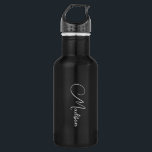 Bouteille D'eau Style moderne Nom de script noir<br><div class="desc">Une bouteille d'eau de nom de script simple,  élégant,  avec une typographie blanche sur le noir. Style minimaliste. Disponible en 2 tailles .</div>