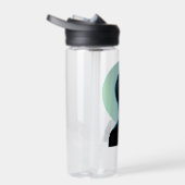 Bouteille D'eau Stylish Woman in Monochromatic Portrait (Droite)