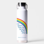Bouteille D'eau Travail social inspiré Rainbow Personnalisé<br><div class="desc">Les travailleurs sociaux font du monde un endroit meilleur. Un cadeau de travail social motivationnel avec une belle citation et adorable arc-en-ciel. Jolie bouteille d'eau des services sociaux faite sur mesure avec un nom en bleu.</div>