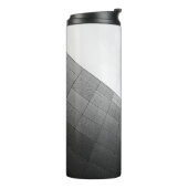 BOUTEILLES ISOTHERMES BÂTIMENT EN BÉTON DE VUE FOND (Tourné sur la gauche)