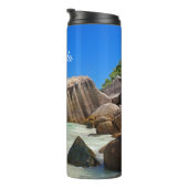 Bouteilles Isothermes Belle mer tropicale avec une plage rocheuse (Tourné sur la droite)